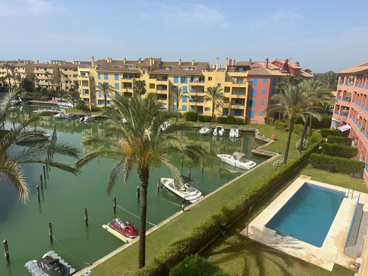 Sotogrande Marina Beach Exterior photo